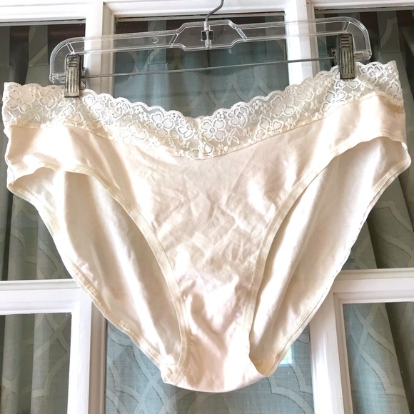 Old Navy size XL stretchy lace top undies: pregnancy, maternity, c-section NWOT - Picture 1 of 3